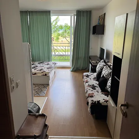 Orchid Apartman *
